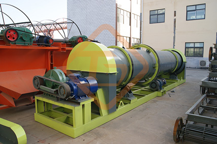 小型有機(jī)肥造粒機(jī)價(jià)格，有機(jī)肥造粒機(jī)設(shè)備多少錢